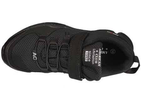 Młodzieżowe buty sportowe American Club WT-151