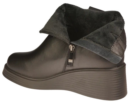 Damskie botki zimowe ze skóry naturalnej Skotnicki DB-3-1503BL czarne