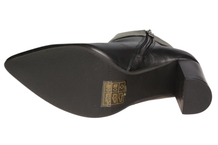 Damskie buty zimowe Goodin DGD-15-8408BL czarne