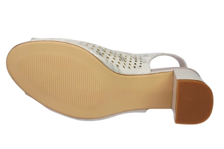 Eleganckie sandały damskie Sergio Leone w kolorze srebrnym DSK803SR