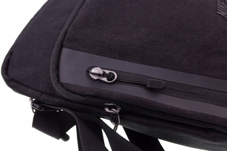 Saszetka Nike Core Small Items 3.0 BA5268-010