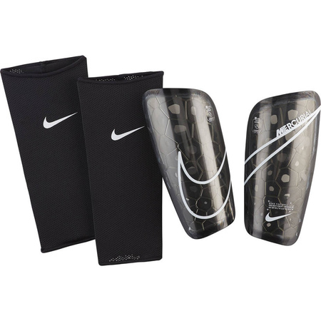 Ochraniacze piłkarskie Nike Merc LT GRD SP2120 013