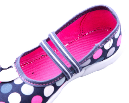 Tenisówki dziecięce Viggami Ola Grochy szare kapcie dziewczęce wsuwane