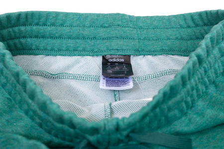 Krótkie spodenki damskie Adidas 2 Ess Solid FM6682