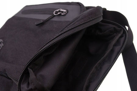 Saszetka Nike Core Small Items 3.0 BA5268-010