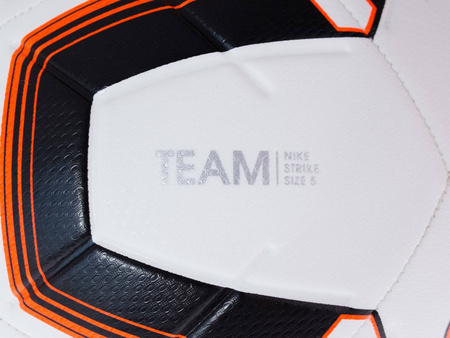 Piłka nożna Nike Strike Team SC3535-101