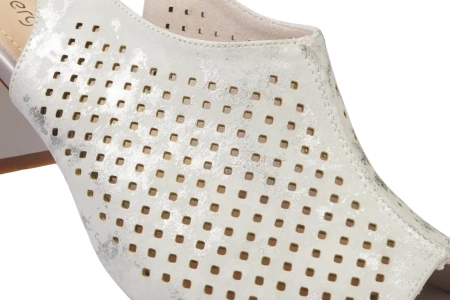 Eleganckie sandały damskie Sergio Leone w kolorze srebrnym DSK803SR