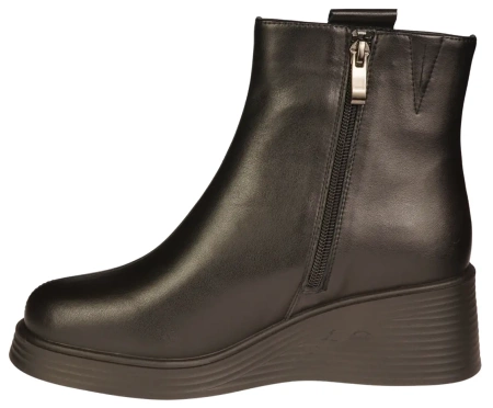 Damskie botki zimowe ze skóry naturalnej Skotnicki DB-3-1503BL czarne