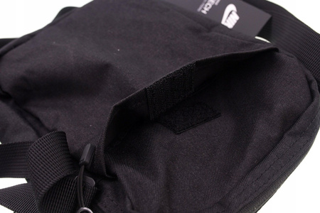 Saszetka Nike Core Small Items 3.0 BA5268-010